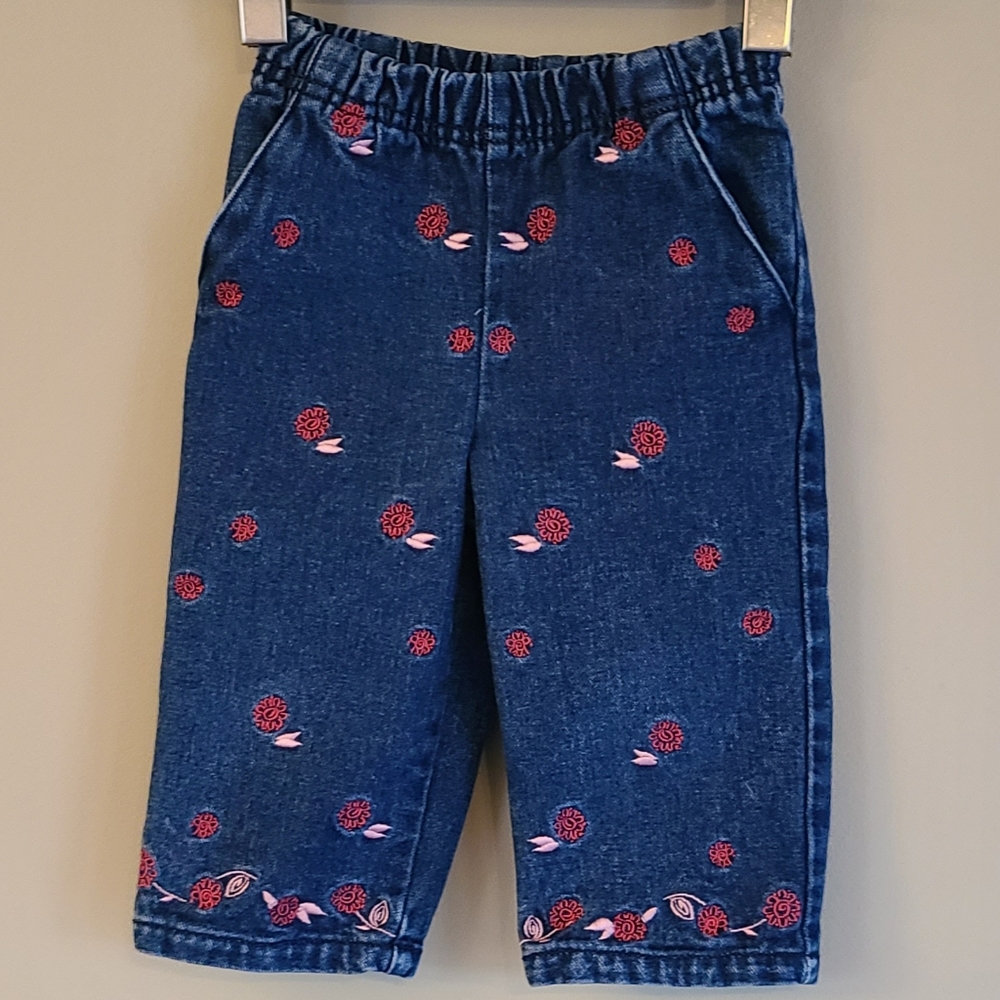 Vintage Cherokee pull on jeans with embroidered flower pattern